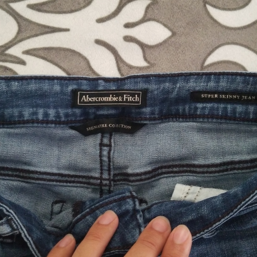 A&F skinny jeans - Picture 2 of 4